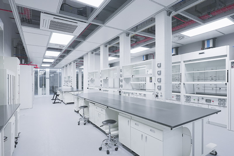 精河实验室革新：安全与科技的现代融合